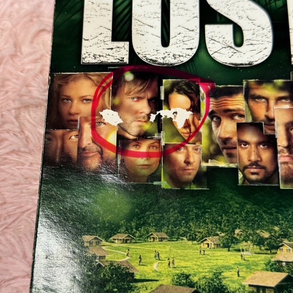 Lost - The Complete Third Season 3 DVD 2007 7-Disc Set - Picture 3 of 7